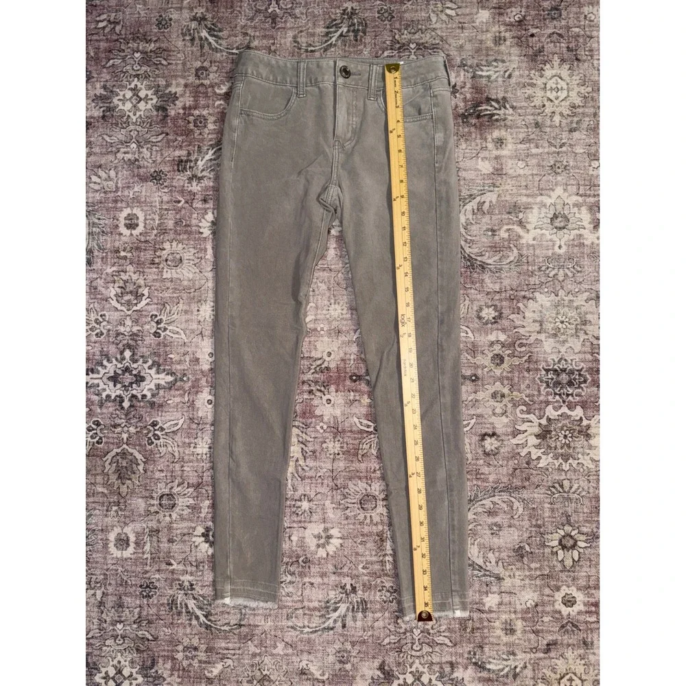 American Eagle 360 Super Stretch Jegging Gray Skinny Jeans Raw Hem Size 4 Reg